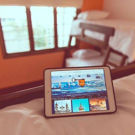 Mi Llave Hostels Богота Екстер'єр фото