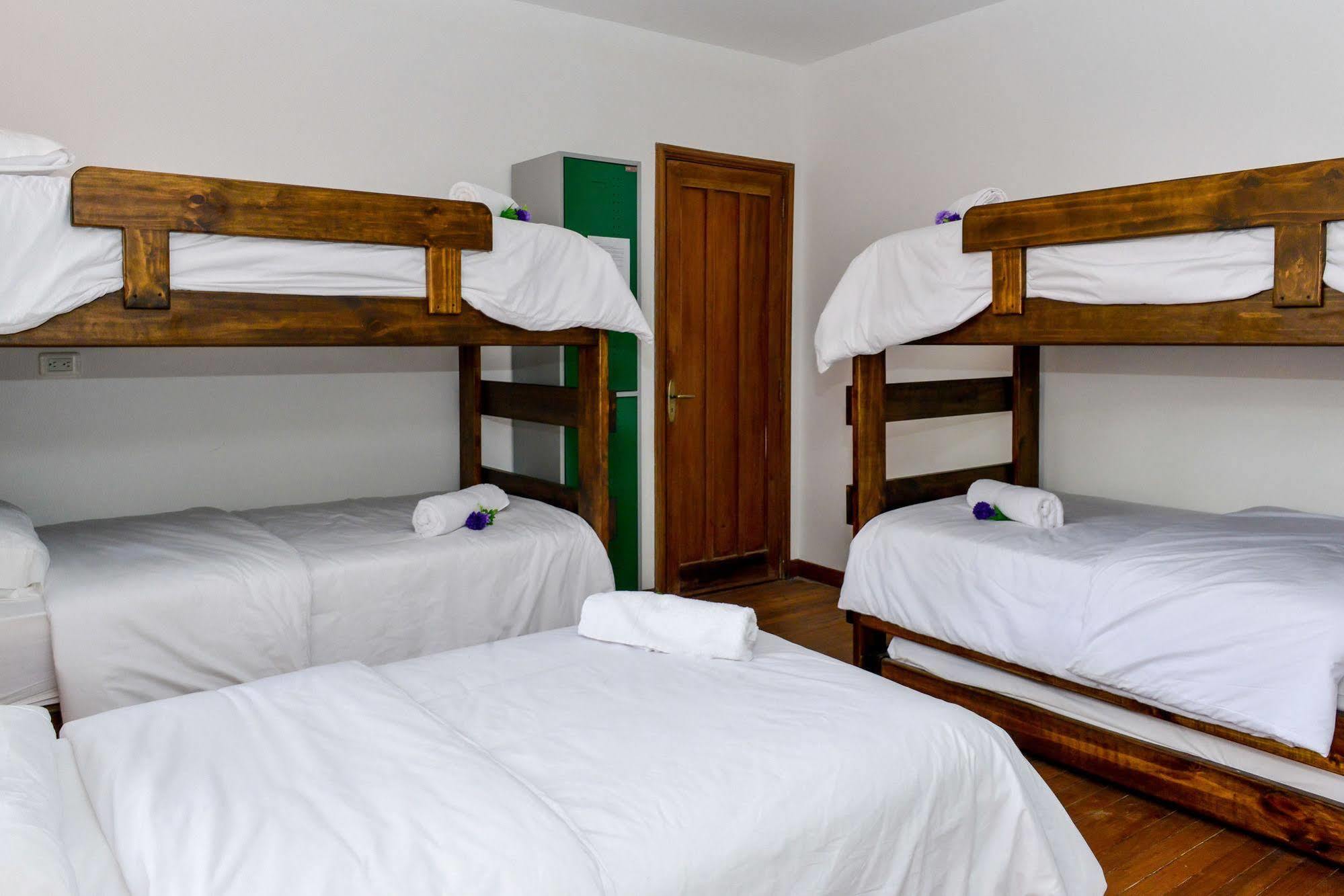 Mi Llave Hostels Богота Екстер'єр фото