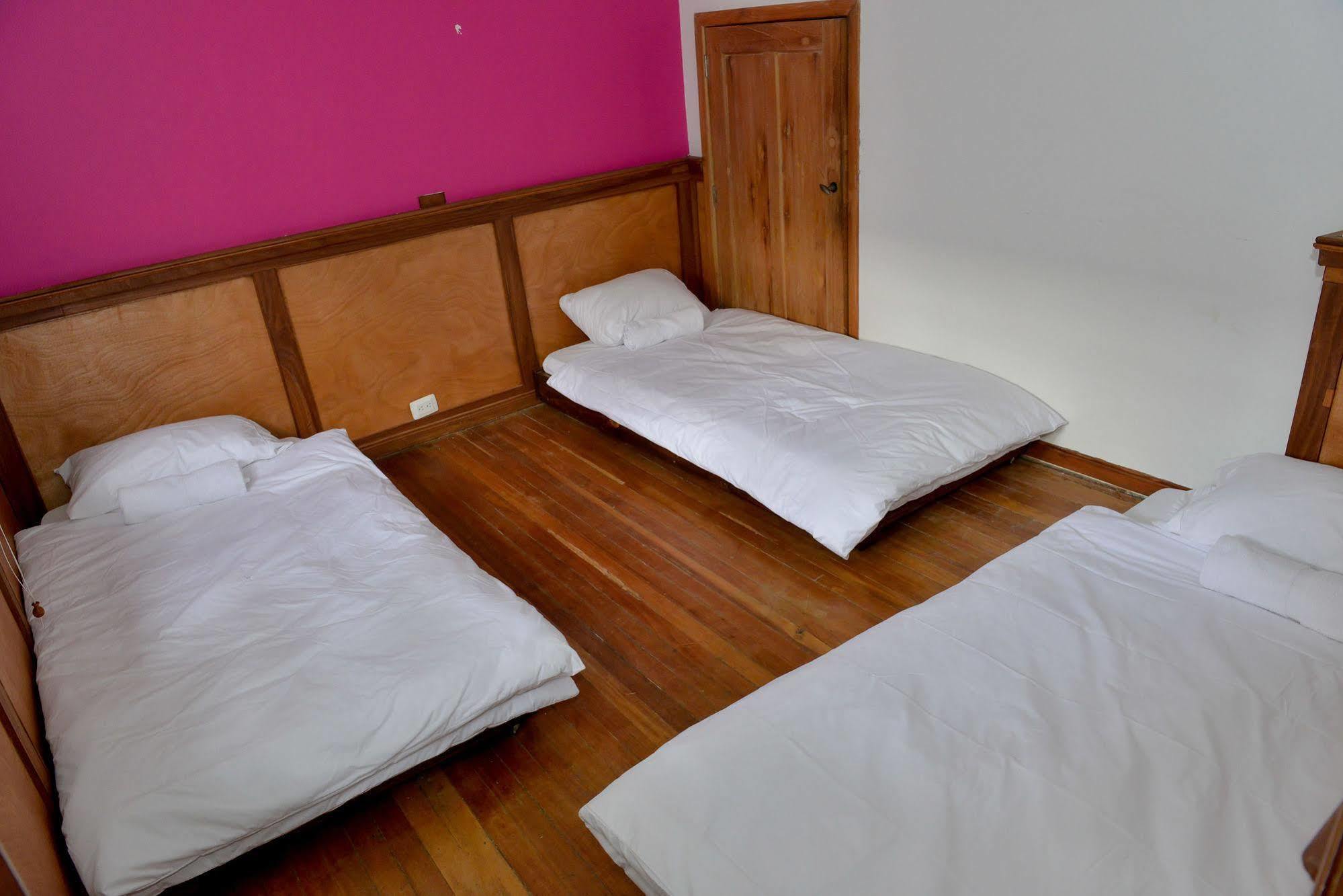Mi Llave Hostels Богота Екстер'єр фото